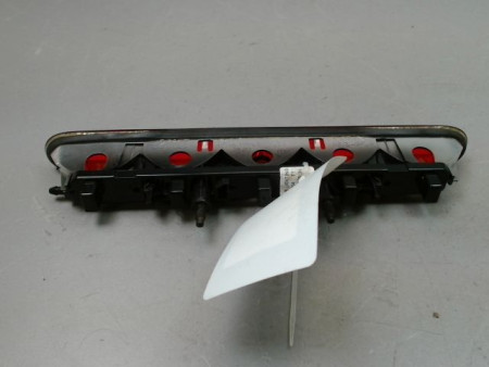 FEUX STOP SUPPLEMENTAIRE PEUGEOT 206 + 2009-2013