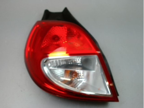 FEU ARRIERE GAUCHE  RENAULT CLIO III Phase 2 2009-2014