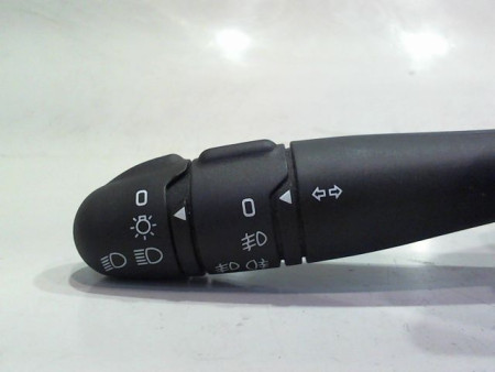 COMMANDE ECLAIRAGE RENAULT CLIO CAMPUS II Phase 2 2009-2012