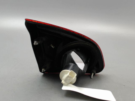 FEU ARRIERE INTERIEUR DROIT NISSAN QASHQAI BREAK I Phase 1 2007-2010