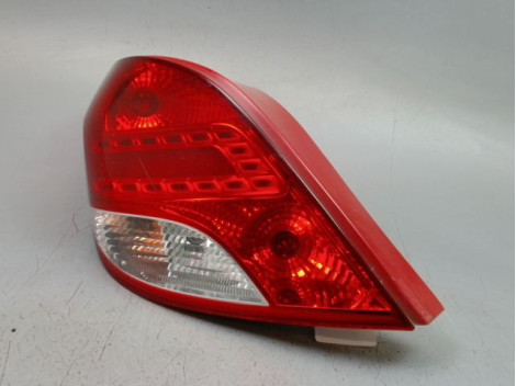 FEU ARRIERE GAUCHE  PEUGEOT 207 2006-2013