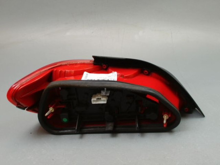 FEU ARRIERE DROIT PEUGEOT 406 BERL. Phase 2 1999-2004