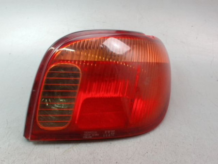 FEU ARRIERE DROIT TOYOTA YARIS I Phase 2 2003-2005