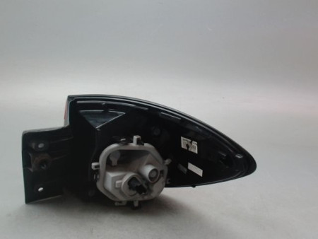 FEU ARRIERE GAUCHE  RENAULT CAPTUR Phase 1 2013-...