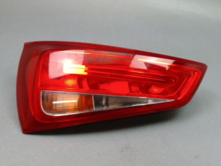 FEU ARRIERE GAUCHE  AUDI A1