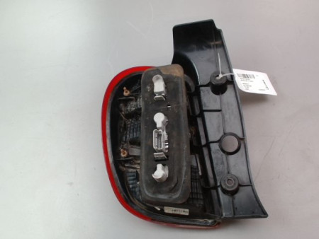 FEU ARRIERE DROIT NISSAN MICRA 2009-