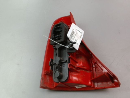 FEU ARRIERE DROIT RENAULT CLIO II Phase 1 1998-2001