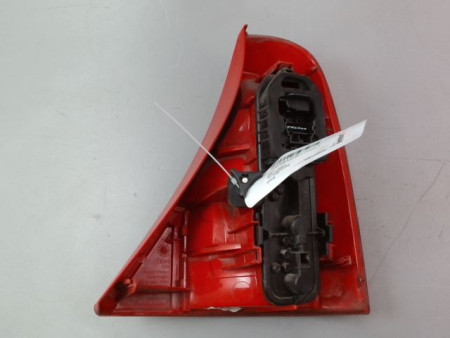 FEU ARRIERE GAUCHE  RENAULT CLIO II Phase 1 1998-2001