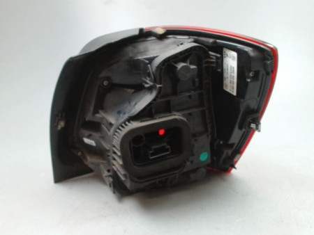 FEU ARRIERE GAUCHE  VOLKSWAGEN POLO V Phase 1 (6R) 2009-2014