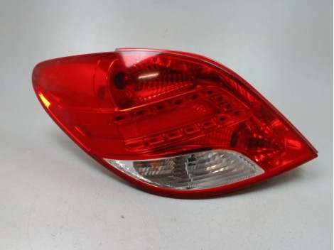 FEU ARRIERE GAUCHE  PEUGEOT 207 2006-2013