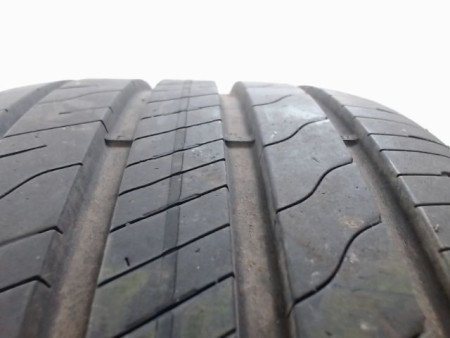 Pneu GOOD YEAR EFFICIENT GRIP 255 50 17 98 W