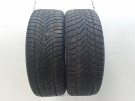 Paire de pneus DUNLOP SP WINTER SPORT 4D MO 235 50 18 97 V