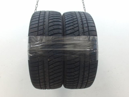 Paire de pneus ROVELO ALL WEATHER R4S 195 50 15 82 H