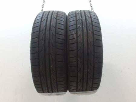 Paire de pneus KUMHO ECSTA PS31 185 55 15 82 V