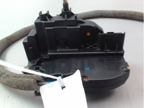 SYSTEME CONDAMNATION AVANT DROIT NISSAN NV200