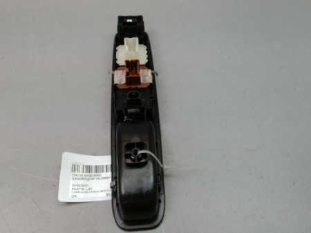 COMMANDE LEVE-GLACE PORTE AVG DACIA SANDERO 2008-