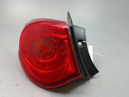 FEU ARRIERE GAUCHE  ALFA ROMEO GUILIETTA 2010-