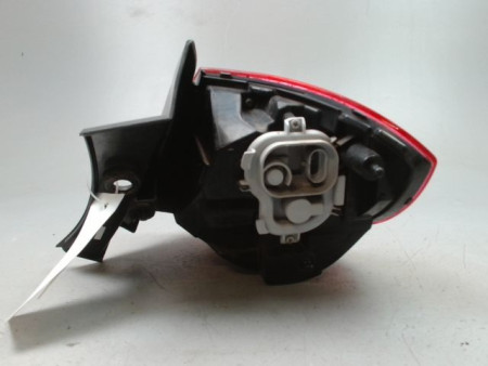 FEU ARRIERE GAUCHE  ALFA ROMEO GUILIETTA 2010-