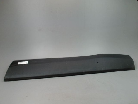 PROTECTION PORTE AVANT DROIT PEUGEOT 3008 2009-