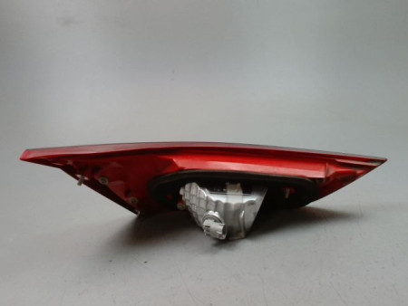 FEU ARRIERE INTERIEUR DROIT TOYOTA AURIS 2010-