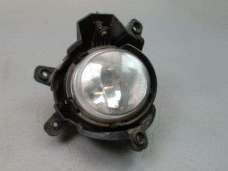 PHARE ANTIBROUILLARD AVANT DROIT KIA CARENS 2002-