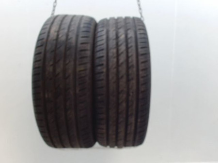 Paire de pneus NORAUTO PREVENSYS 4 235 55 17 99 V