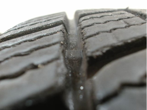 Paire de pneus APLUS A909 185 60 15 88 H