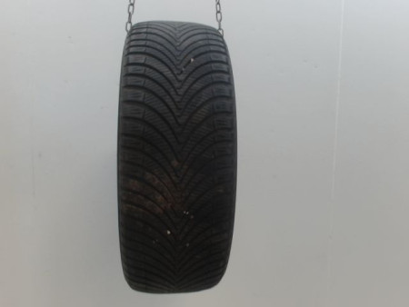 Pneu KUMHO SOLUS 4S HA32 215 50 17 95 W