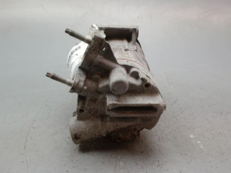 COMPRESSEUR AIR CONDITIONNE FORD FIESTA 2010-