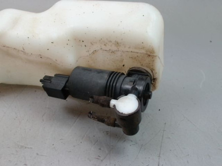 RESERVOIR LAVE-GLACE AVANT FORD FIESTA VI Phase 1 2008-2012