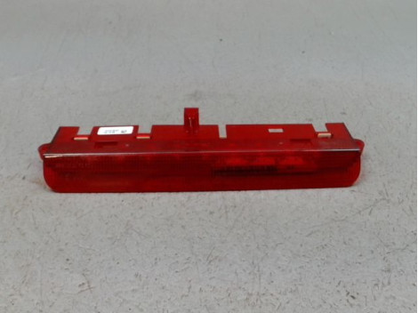 FEUX STOP SUPPLEMENTAIRE FIAT 500 2007-
