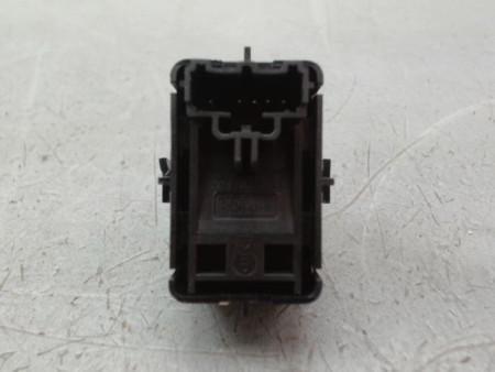 COMMANDE LEVE-GLACE PORTE AVD FORD ECOSPORT