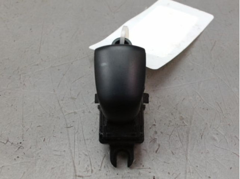 COMMANDE LEVE-GLACE PORTE ARD NISSAN X-TRAIL