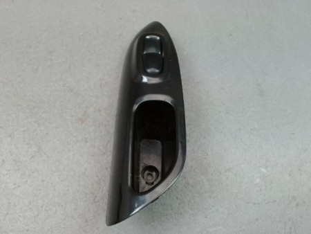 COMMANDE LEVE-GLACE PORTE ARD NISSAN JUKE Phase 2 2014-...