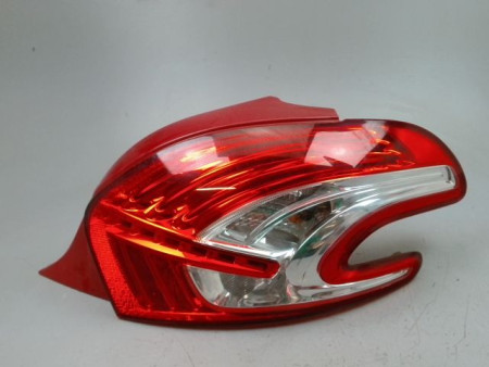FEU ARRIERE DROIT PEUGEOT 208 Phase 1 2012-...