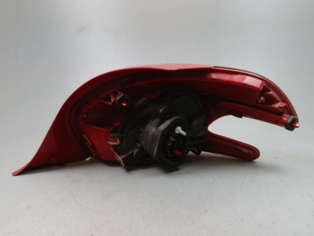 FEU ARRIERE GAUCHE  PEUGEOT 208 Phase 1 2012-...
