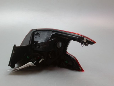 FEU ARRIERE GAUCHE  PEUGEOT 308 2011-