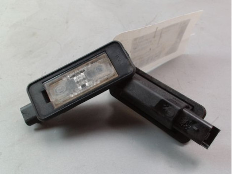 ECLAIREUR PLAQUE DE POLICE PEUGEOT 208 Phase 1 2012-...