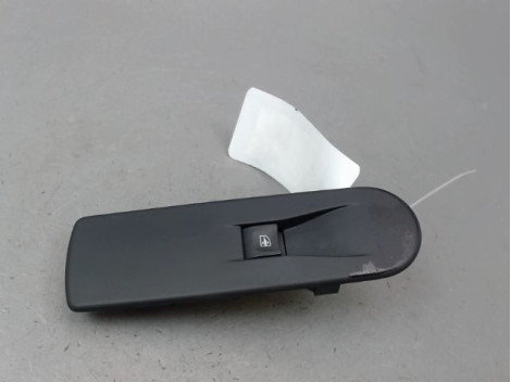COMMANDE LEVE-GLACE PORTE AVD RENAULT CLIO IV Phase 1 2012-...