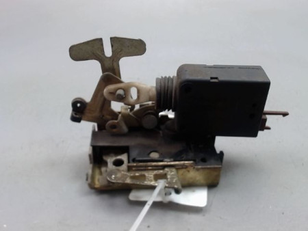 SYSTEME CONDAMNATION ARRIERE DROIT CITROEN SAXO Phase 2 1999-2004