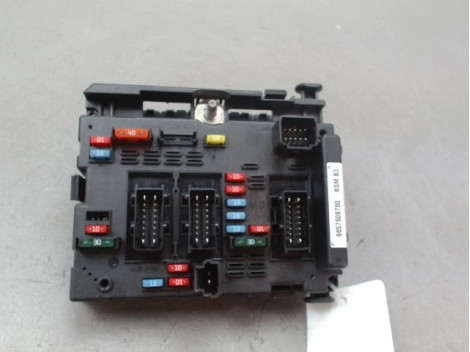 PLATINE FUSIBLE AVANT PEUGEOT 206 + 2009-2013