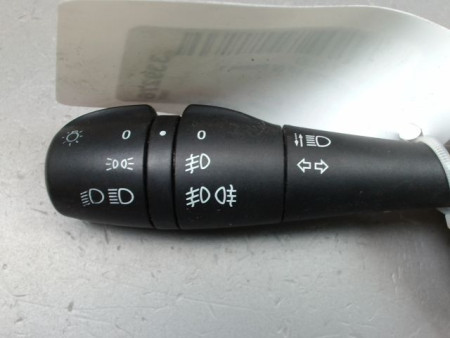 COMMANDE ECLAIRAGE RENAULT CLIO IV Phase 1 2012-...
