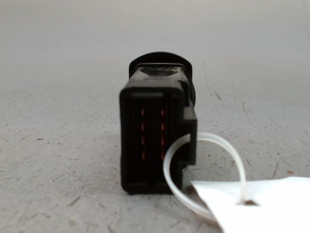BOUTON DE WARNING DACIA LOGAN BERL. I Phase 2 2008-2012