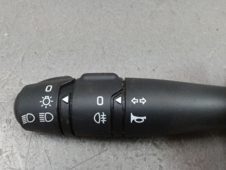 COMMANDE ECLAIRAGE DACIA SANDERO I 2008-2012
