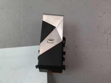 COMMANDE LEVE-GLACE PORTE ARD DS DS3 CBACK