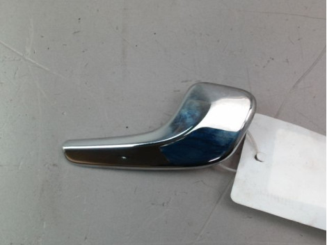 POIGNEE INTERIEURE PORTE ARRIERE DROIT OPEL CORSA IV Phase 2 (D) 2011-2015