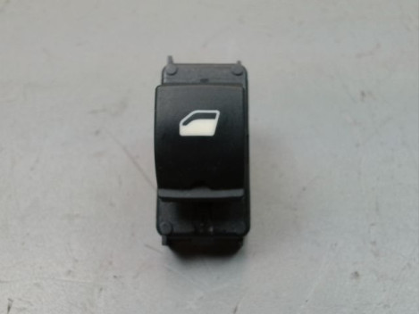 COMMANDE LEVE-GLACE PORTE AVD CITROEN E-C4