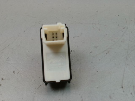 COMMANDE LEVE-GLACE PORTE AVD CITROEN E-C4