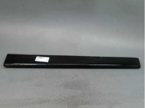 PROTECTION PORTE AVANT DROIT RENAULT TWINGO III 2014-...