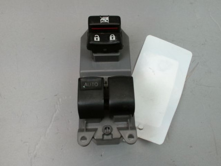 COMMANDE LEVE-GLACE PORTE AVG TOYOTA YARIS II 2010-